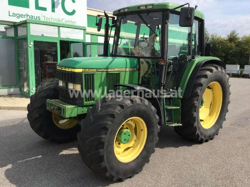JOHN DEERE 6400 M Traktor