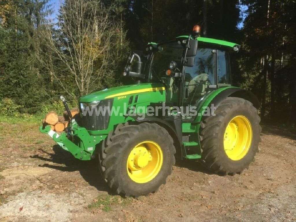 JOHN DEERE 5100R Traktor